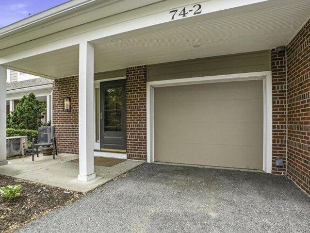 condo with 2 bedroom, Shrewsbury MA ES105475754