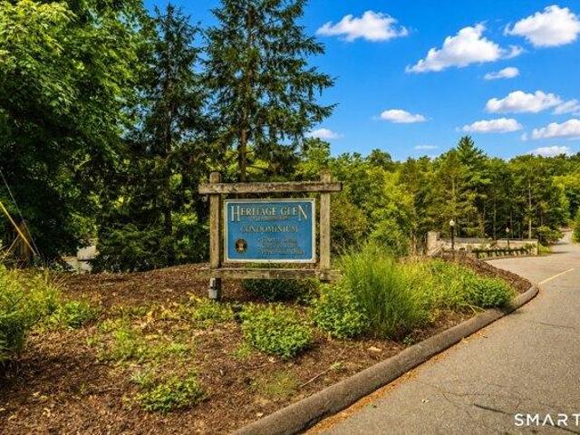 condo with 2 bedroom, Simsbury CT ES105492720