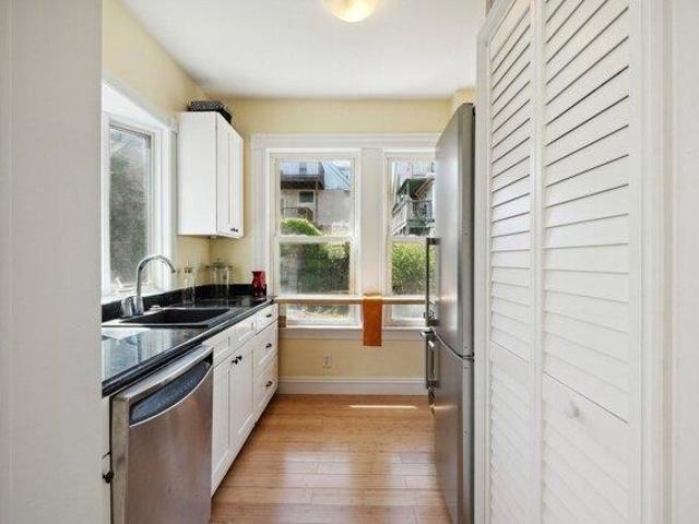 condo with 2 bedroom, Somerville MA ES105562689