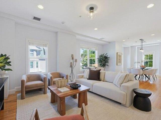 condo with 2 bedroom, Somerville MA ES105632301