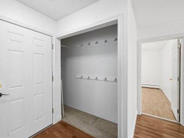 condo with 2 bedroom, South Burlington VT DS103224585