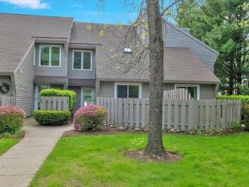 condo with 2 bedroom, South Burlington VT DS103433856