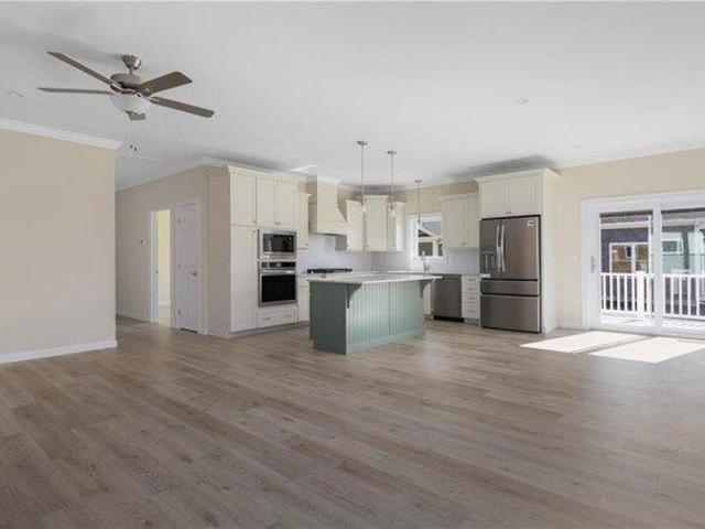 condo with 2 bedroom, South Kingstown RI ES105495873