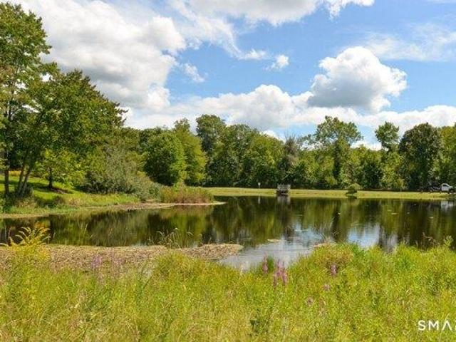 condo with 2 bedroom, Southbury CT ES105473687