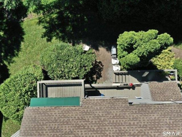 condo with 2 bedroom, Southbury CT ES105475803
