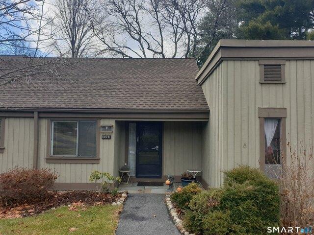 condo with 2 bedroom, Southbury CT ES105548675