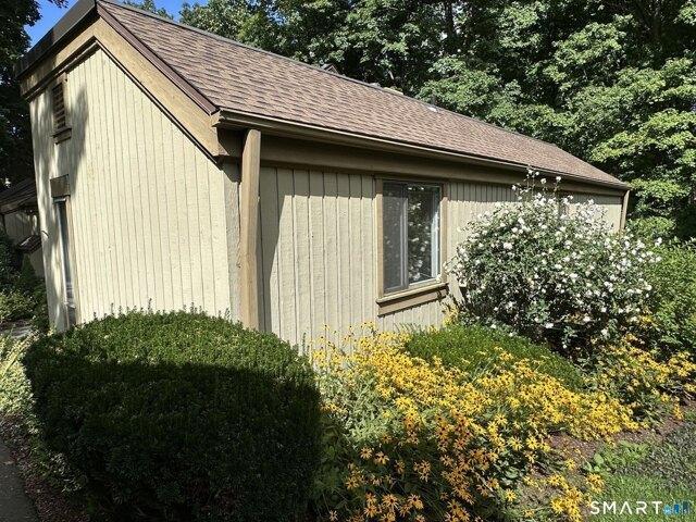 condo with 2 bedroom, Southbury CT ES105561977