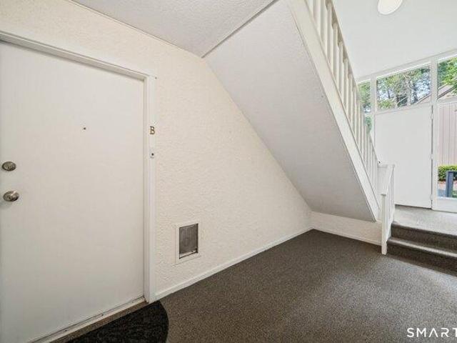 condo with 2 bedroom, Southbury CT ES105577374