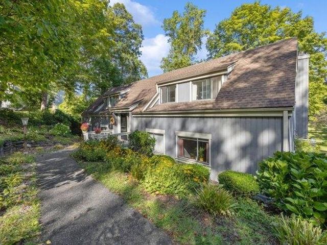 condo with 2 bedroom, Southbury CT ES105650224