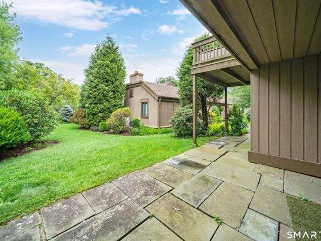 condo with 2 bedroom, Southbury CT ES105651751