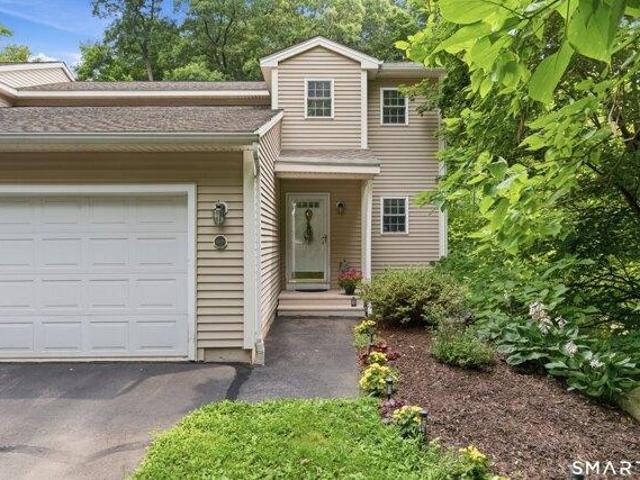 condo with 2 bedroom, Southington CT ES105497923