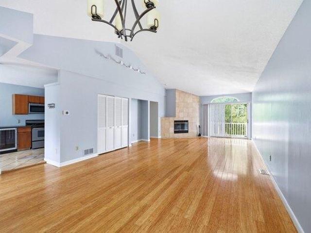 condo with 2 bedroom, Southwick MA ES105552766