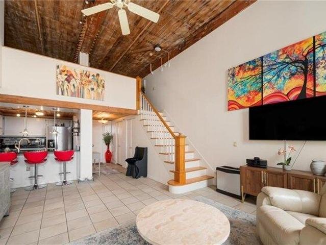 condo with 2 bedroom, Smithfield RI ES105631656