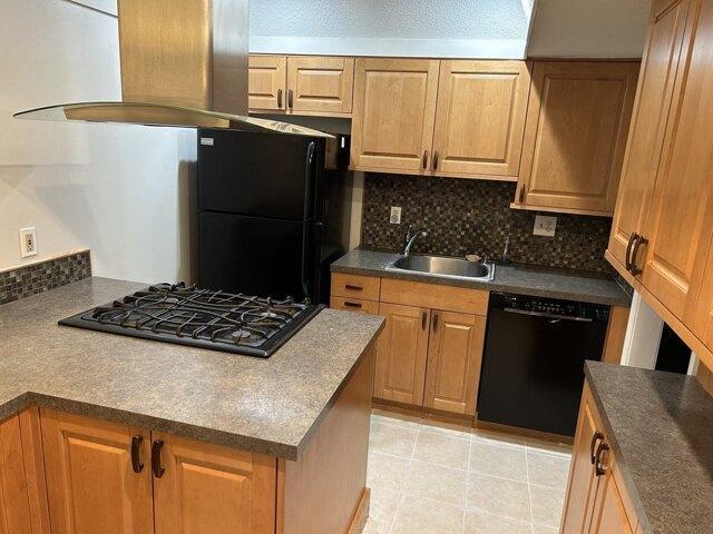 condo with 2 bedroom, Springfield MA ES105630435