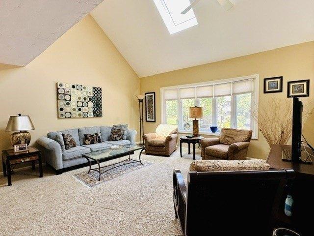 condo with 2 bedroom, Stoughton MA ES105401110