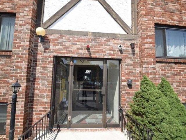 condo with 2 bedroom, Stoughton MA ES105512876