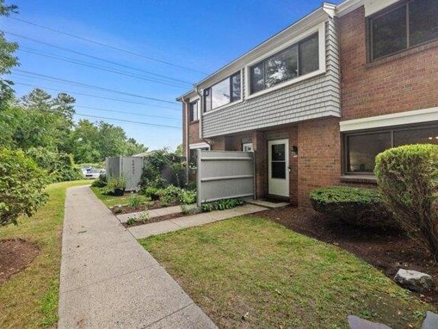 condo with 2 bedroom, Stoughton MA ES105536459
