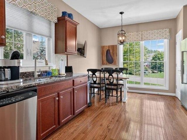 condo with 2 bedroom, Stow MA ES105475367