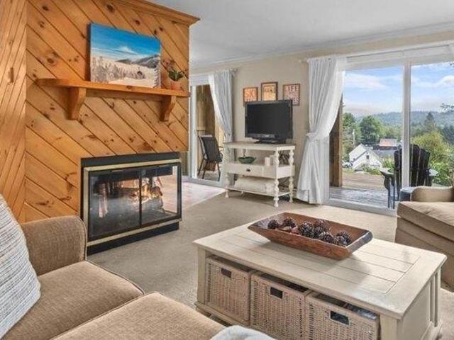 condo with 2 bedroom, Stowe VT ES105578590