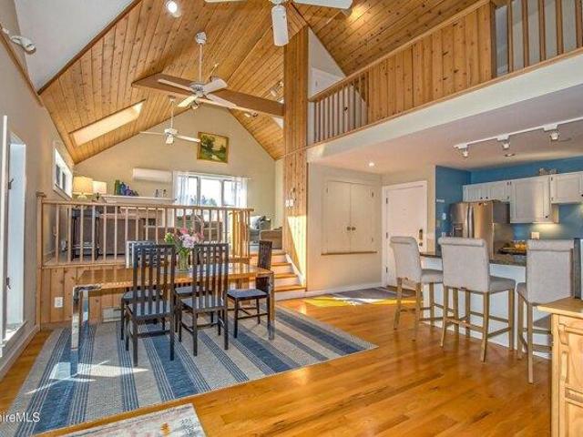condo with 2 bedroom, Stockbridge MA DS104352588