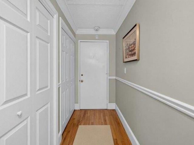 condo with 2 bedroom, Stoneham MA ES105441326