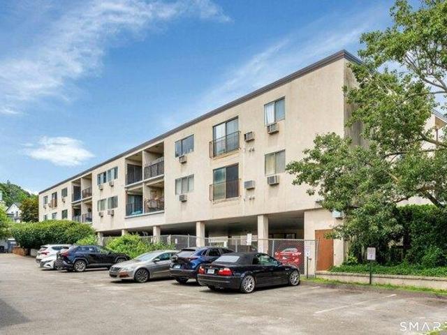 condo with 2 bedroom, Stamford CT ES104848365