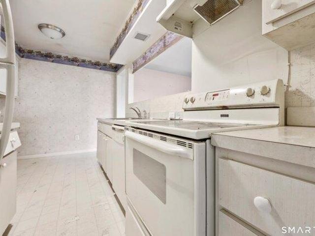 condo with 2 bedroom, Stamford CT ES104833863