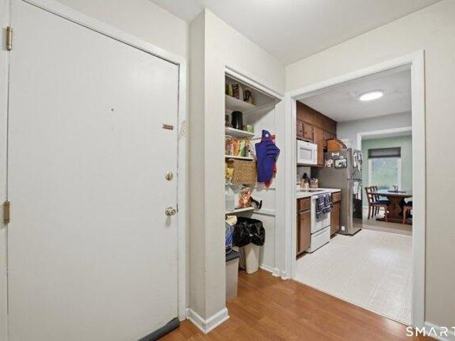 condo with 2 bedroom, Stamford CT ES105475452