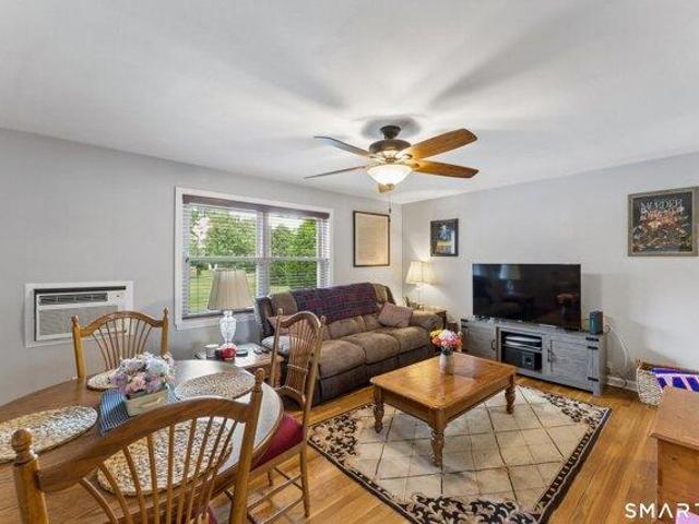 condo with 2 bedroom, Stamford CT ES105494331