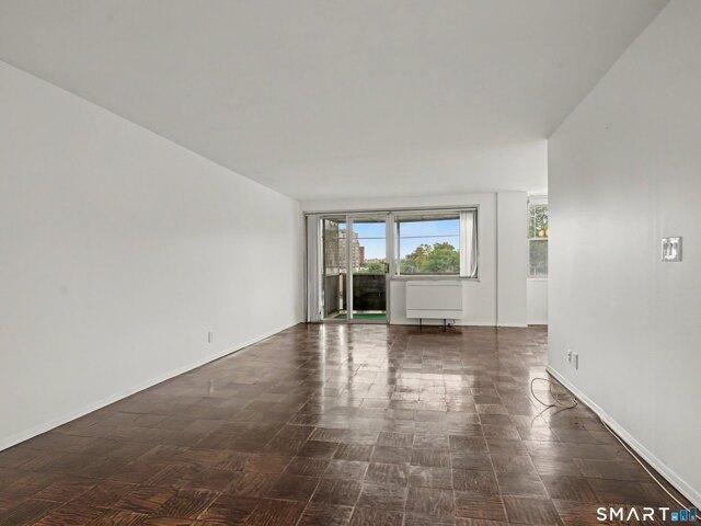 condo with 2 bedroom, Stamford CT ES105414198