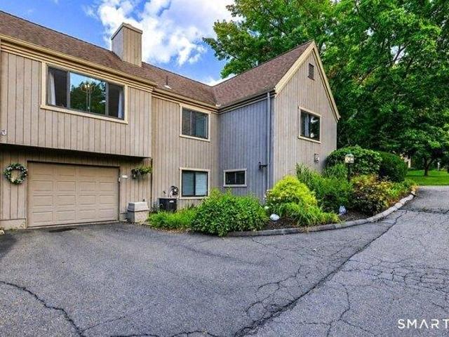 condo with 2 bedroom, Stratford CT ES105441728