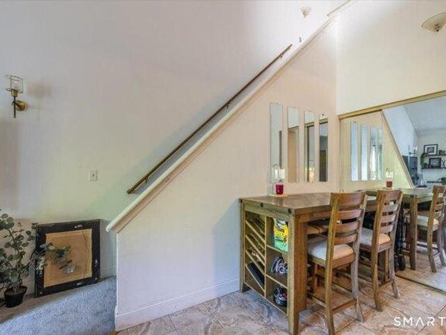 condo with 2 bedroom, Stratford CT ES105516540