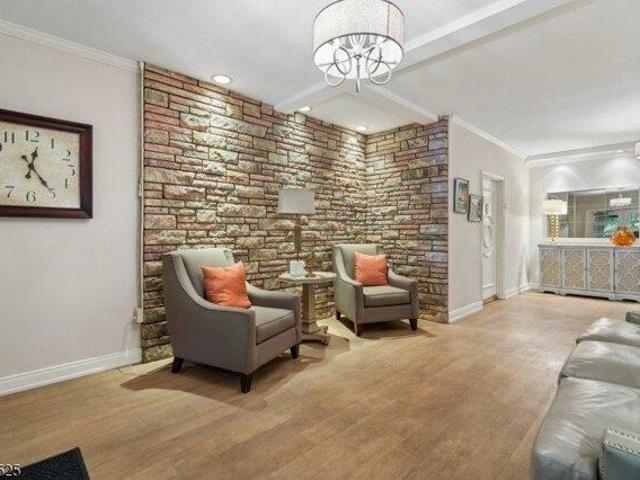 condo with 2 bedroom, Summit NJ ES105277893