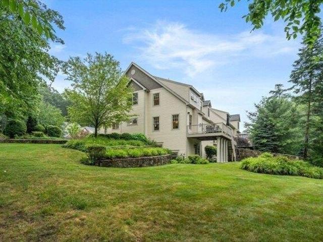 condo with 2 bedroom, Sudbury MA ES105557538