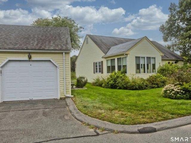 condo with 2 bedroom, Suffield CT ES105417882