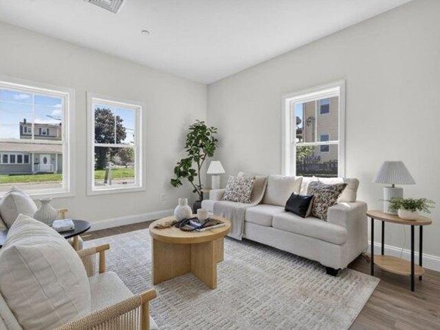 condo with 3 bedroom, Taunton MA ES105513355