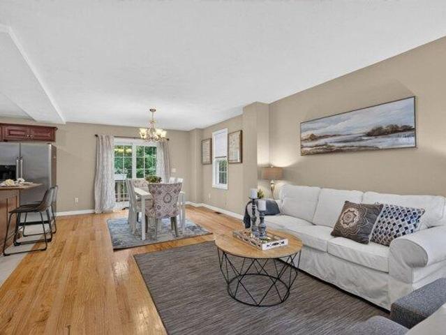 condo with 3 bedroom, Taunton MA ES105658747