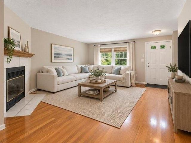 condo with 3 bedroom, Walpole MA ES105476925