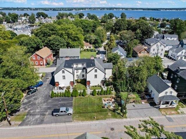 condo with 3 bedroom, Warwick RI ES105537541
