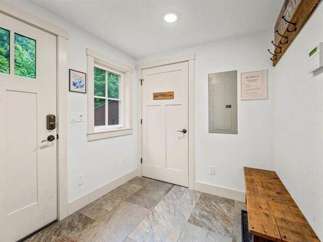 condo with 3 bedroom, Warren VT ES105439255