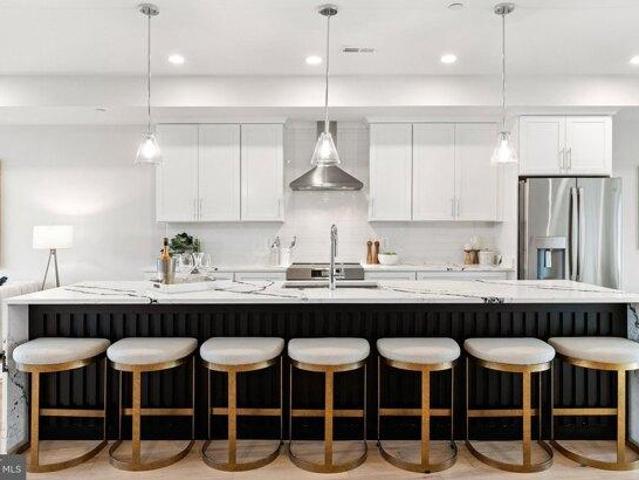 condo with 3 bedroom, Washington DC ELS103501165