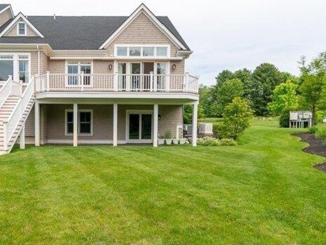 condo with 3 bedroom, Wenham MA ES105579513