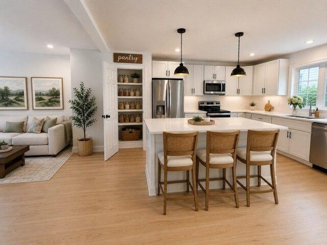 condo with 3 bedroom, Webster MA ES103494000