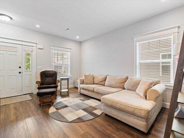 condo with 3 bedroom, West Boylston MA ES105589769