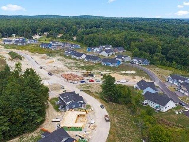 condo with 3 bedroom, Westbrook ME ES105831182