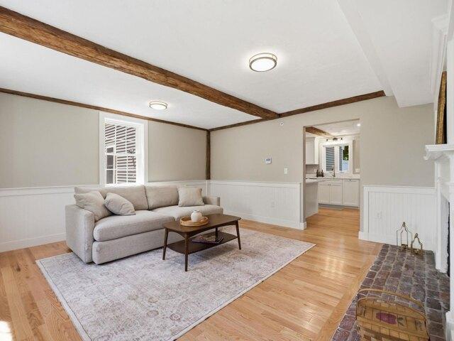 condo with 3 bedroom, Westford MA ES104328915