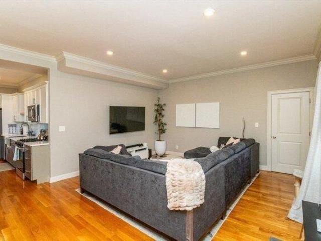 condo with 3 bedroom, Winthrop MA ES105368200