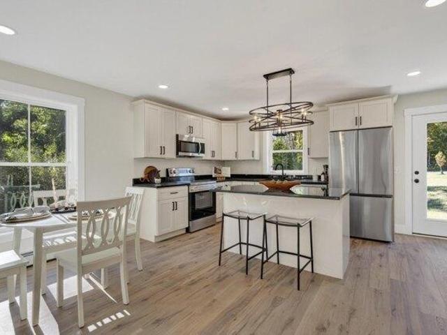 condo with 3 bedroom, Windham ME ES105579552