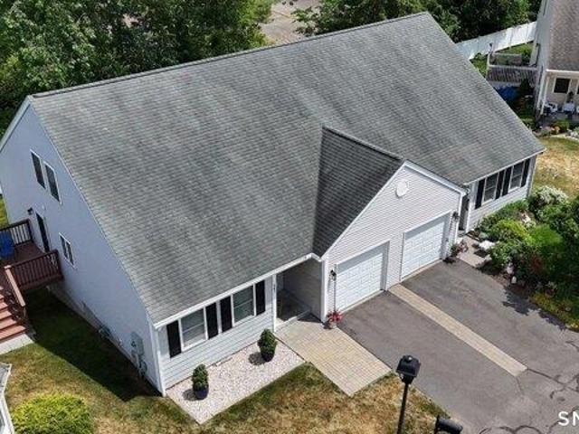 condo with 3 bedroom, Windsor CT ES105229522