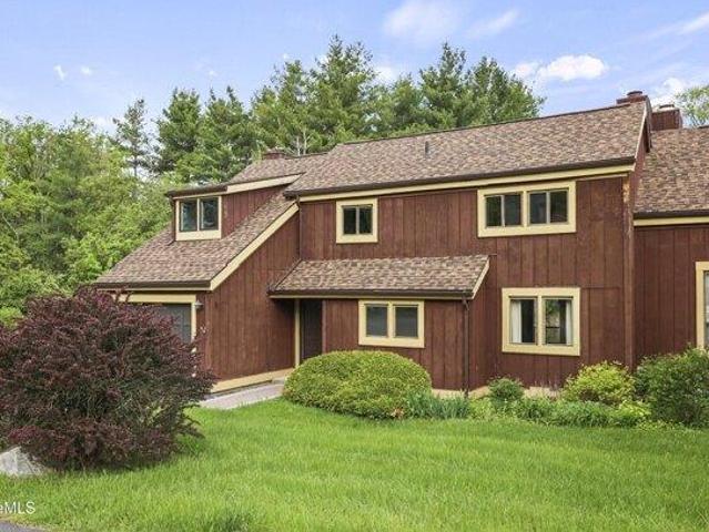 condo with 3 bedroom, Williamstown MA ES105417395